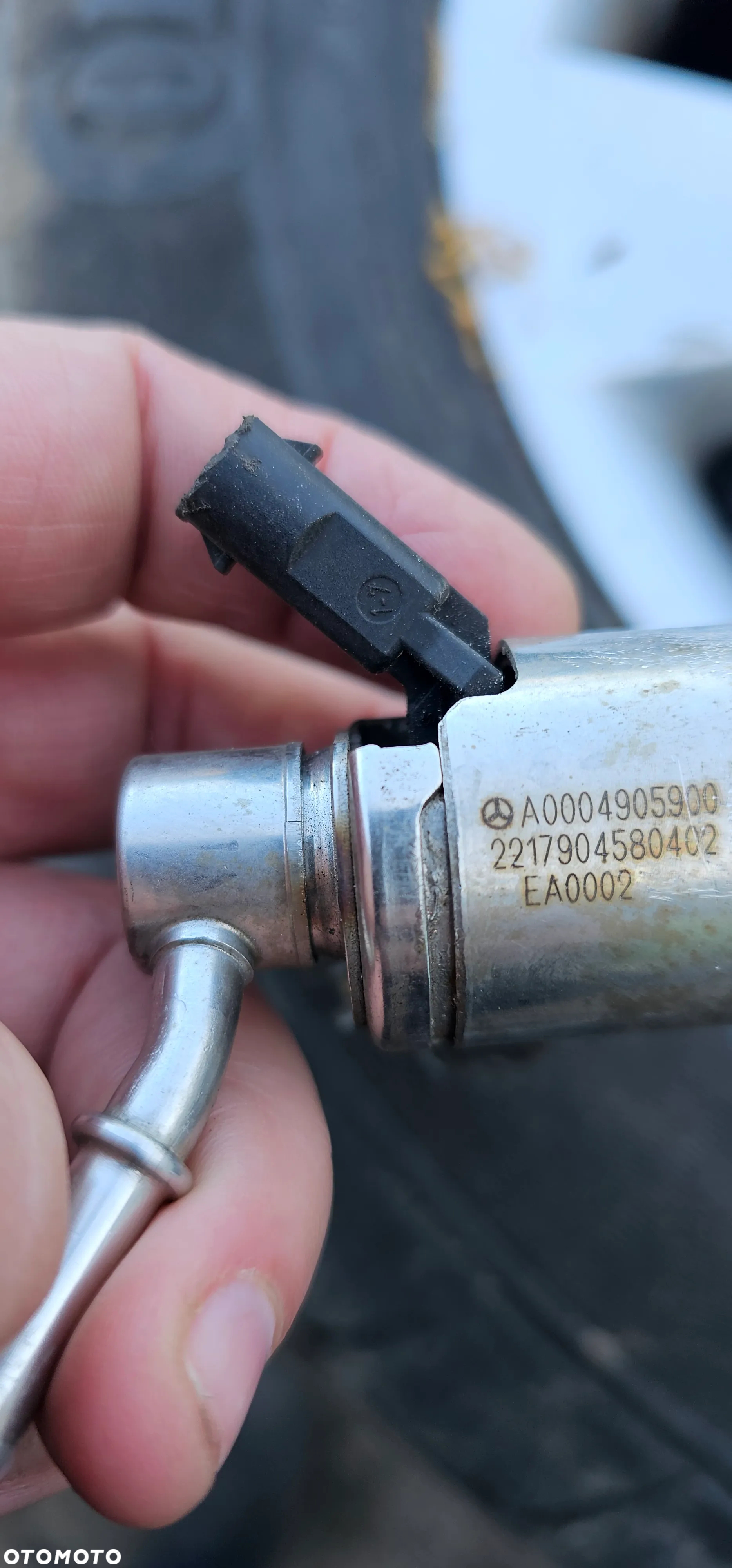 Wtrysk wtryskiwacz adblue Mercedes A0004905900 - 4