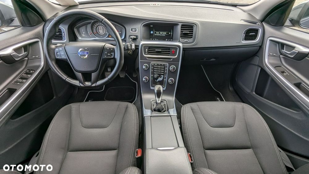 Volvo V60 D2 Kinetic - 20