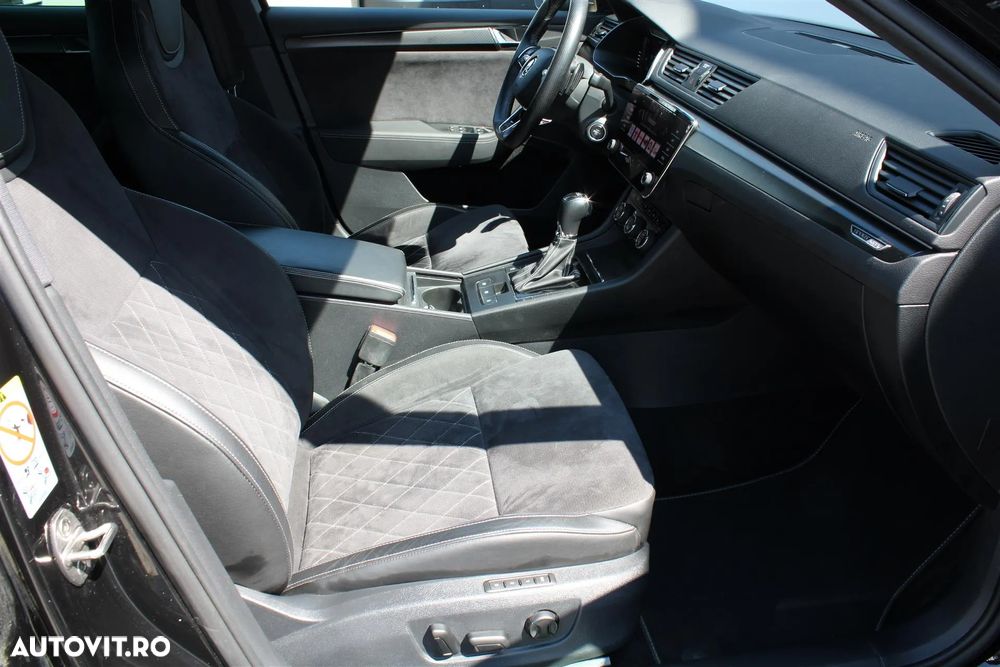 Skoda Superb Combi 2.0 TDI DSG SportLine - 14