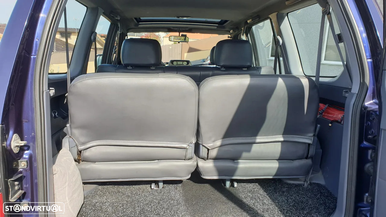 Toyota Land Cruiser 3.0 TD Pack 2 - 24