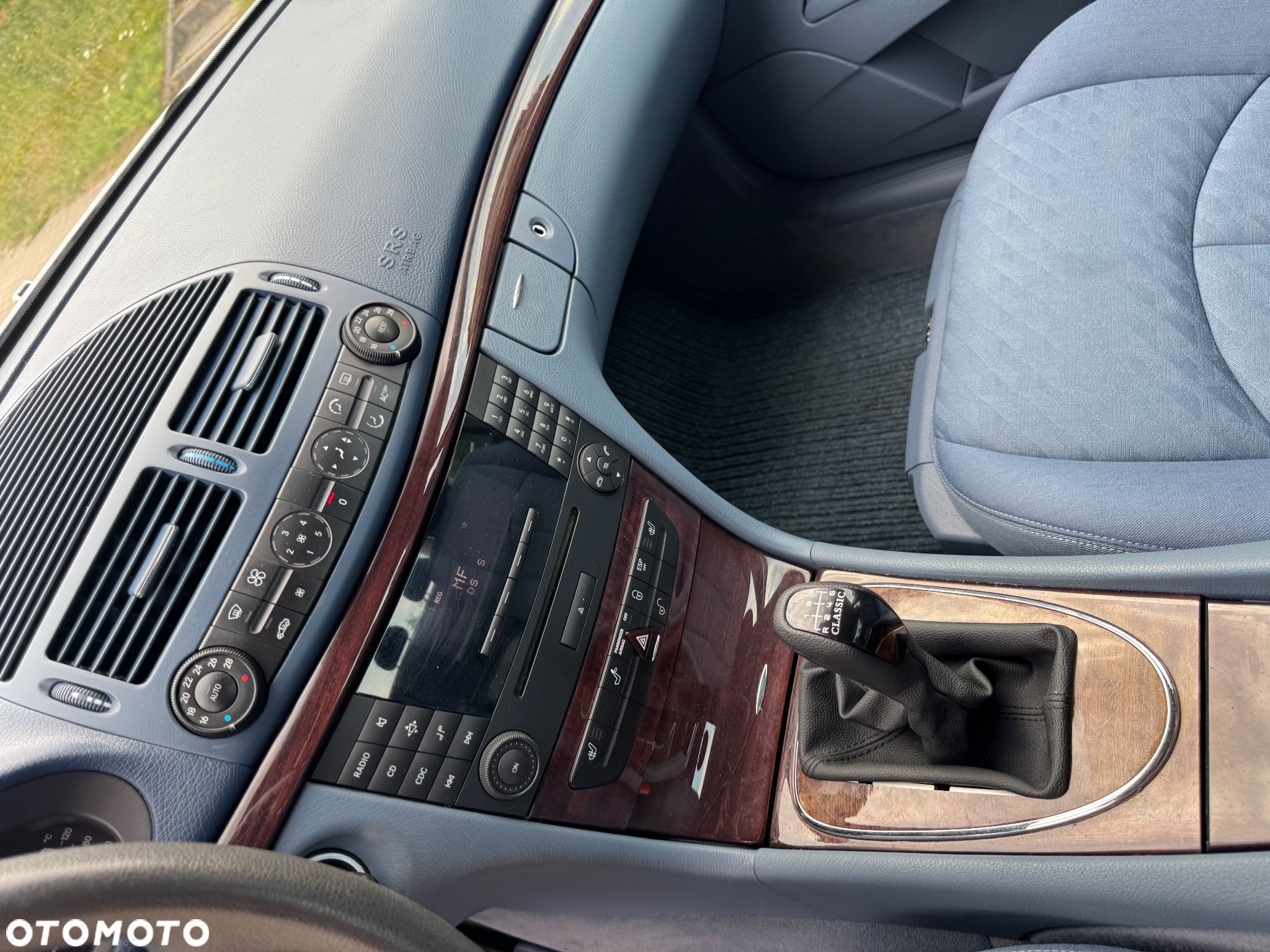 Mercedes-Benz Klasa E 200 Kompressor Classic - 29