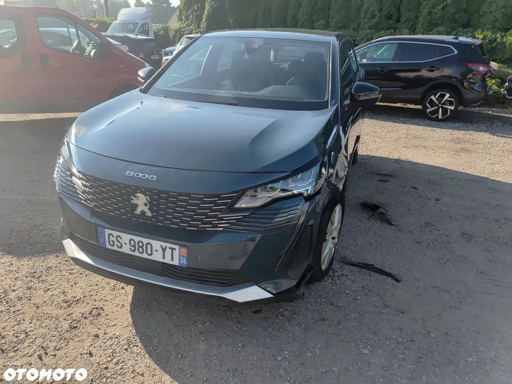 Peugeot 5008 1.2 PureTech Active S&S EAT8 - 11