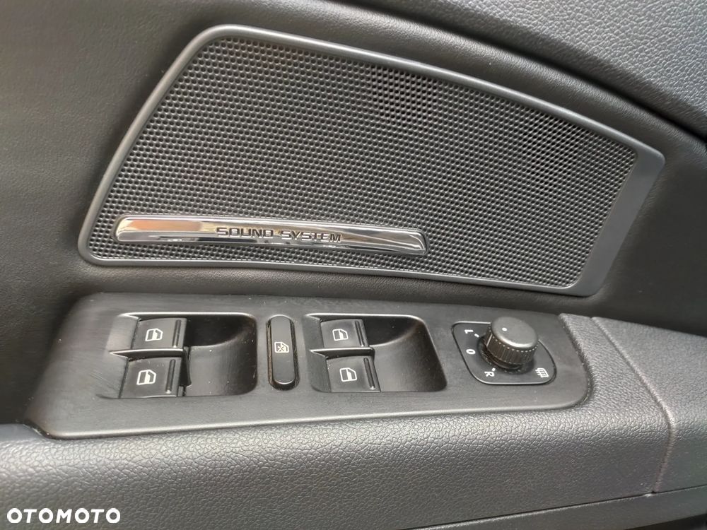 Skoda Superb 2.0 TSI L&K DSG - 25