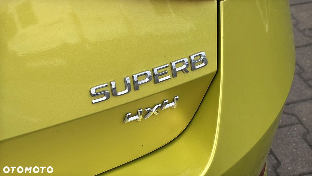 Skoda Superb 2.0 TDI SCR 4x4 Sportline DSG - 28