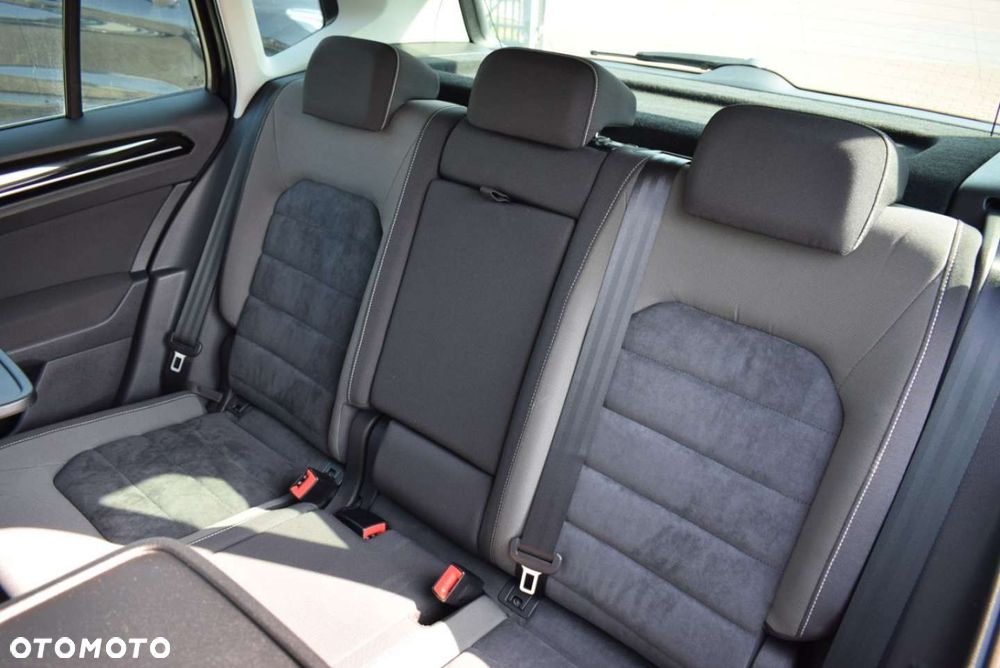 Volkswagen Golf Sportsvan - 20