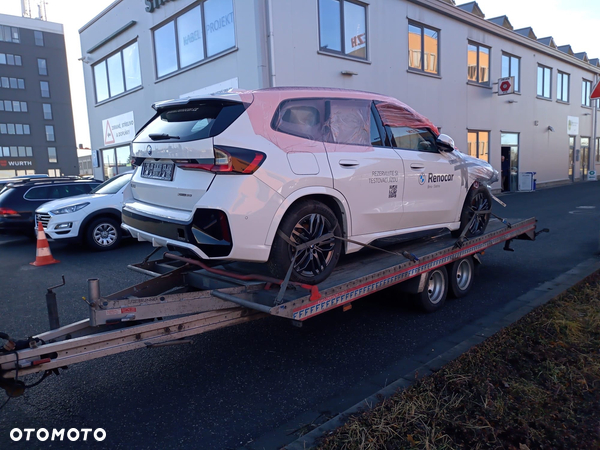 BMW iX1 xDrive30 M Sportpaket