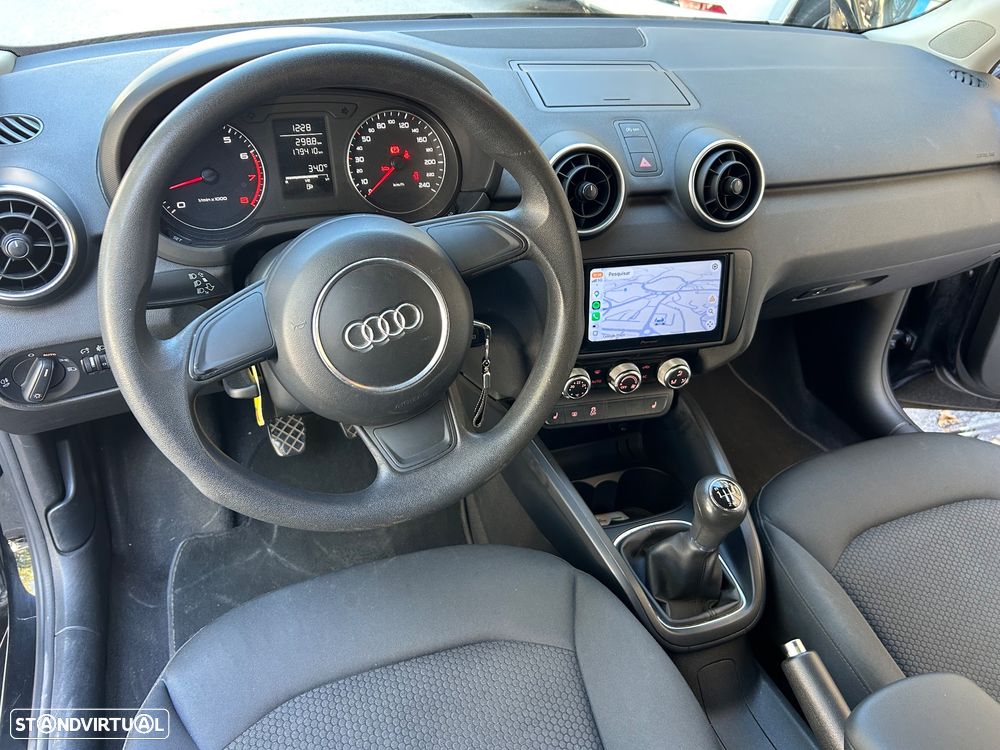 Audi A1 1.2 TFSI S line edition - 8