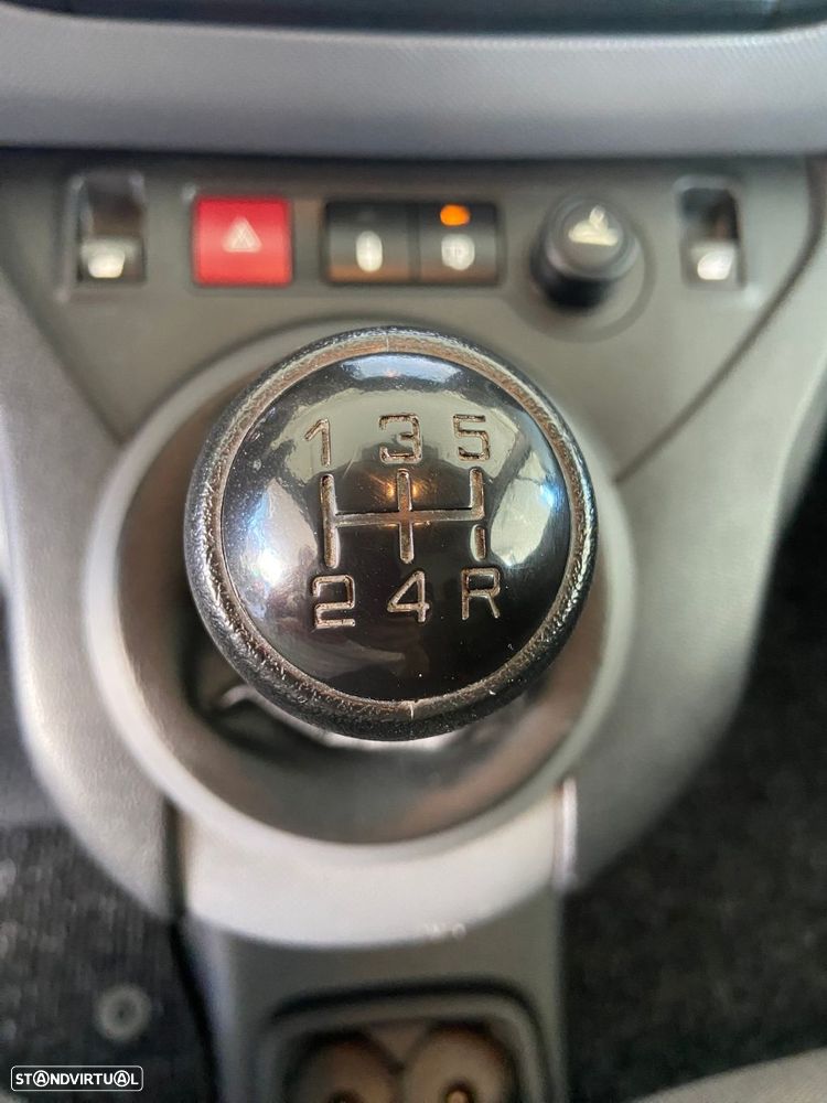 Peugeot Partner - 21