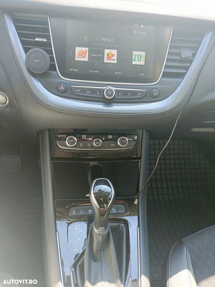 Opel Grandland X 1.2 Turbo START/STOP Aut. Ultimate - 12