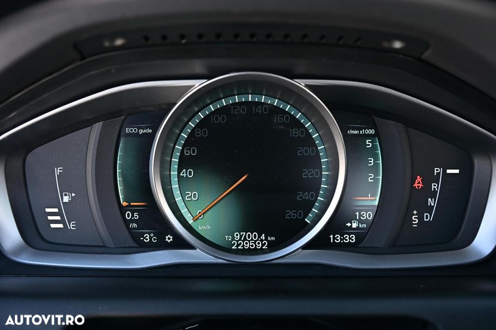 Volvo XC 60 D4 Geartronic Summum - 32