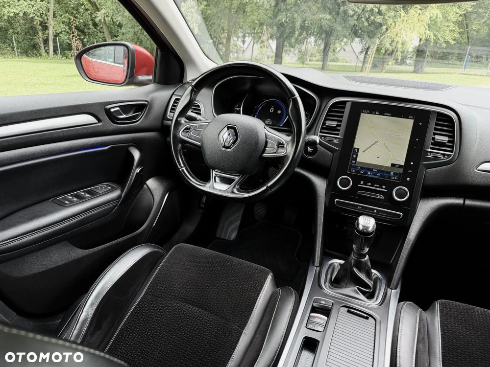 Renault Megane ENERGY TCe 130 Start & Stop LIMITED - 13