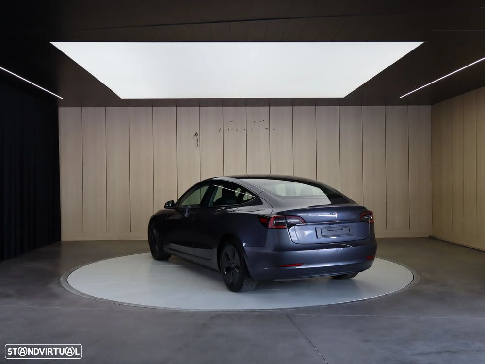 Tesla Model 3 Standard Range Plus RWD - 4
