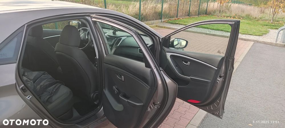 Hyundai i30 1.4 Classic + - 6