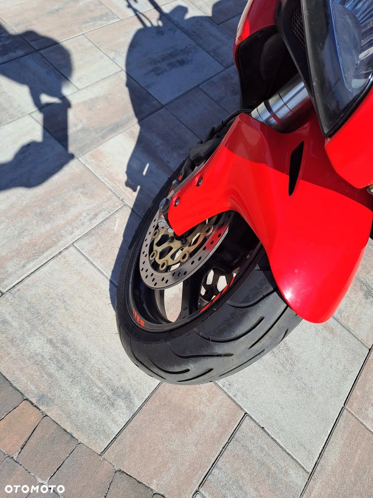 Honda CBR - 6