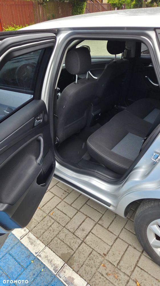 Ford Mondeo 2.0 TDCi Trend - 8