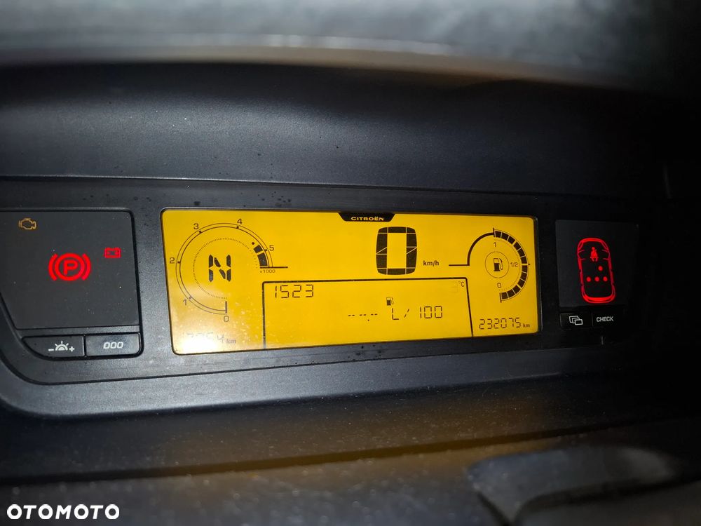 Citroën C4 Picasso - 15