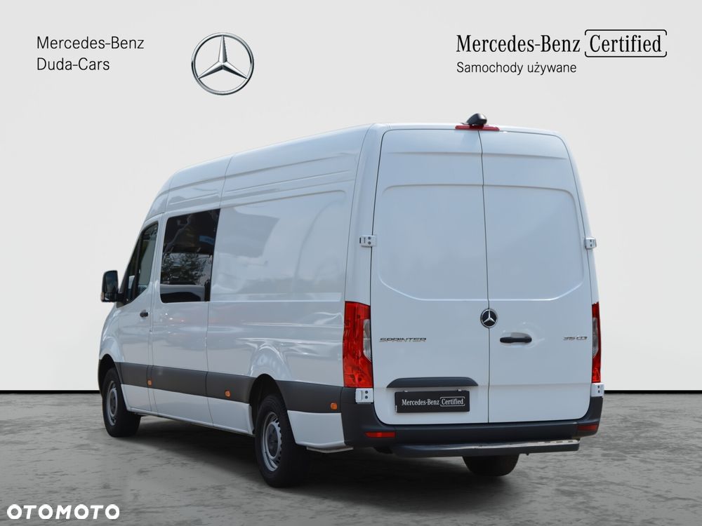 Mercedes-Benz Sprinter - 4