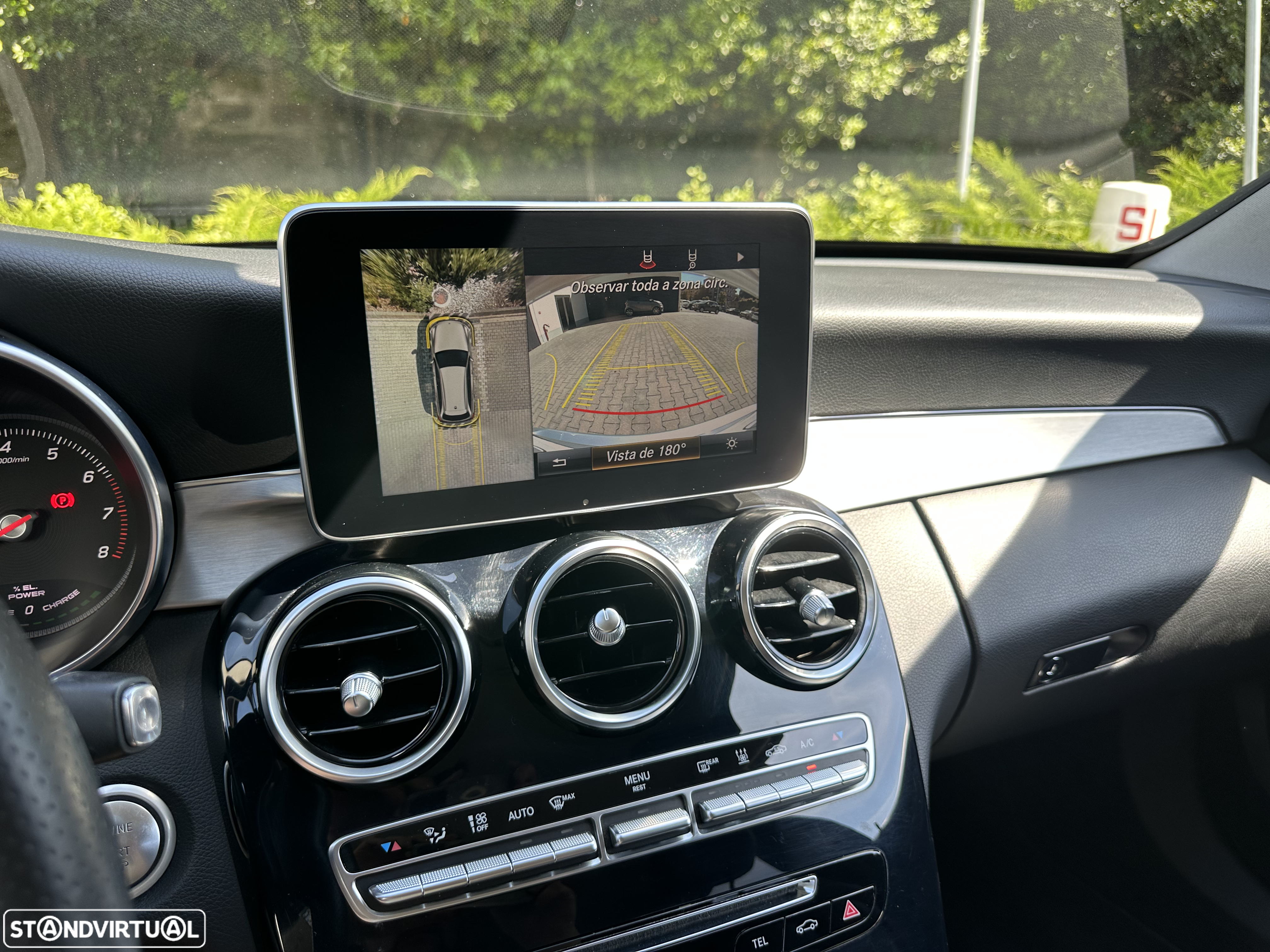 Mercedes-Benz C 350 e - 32