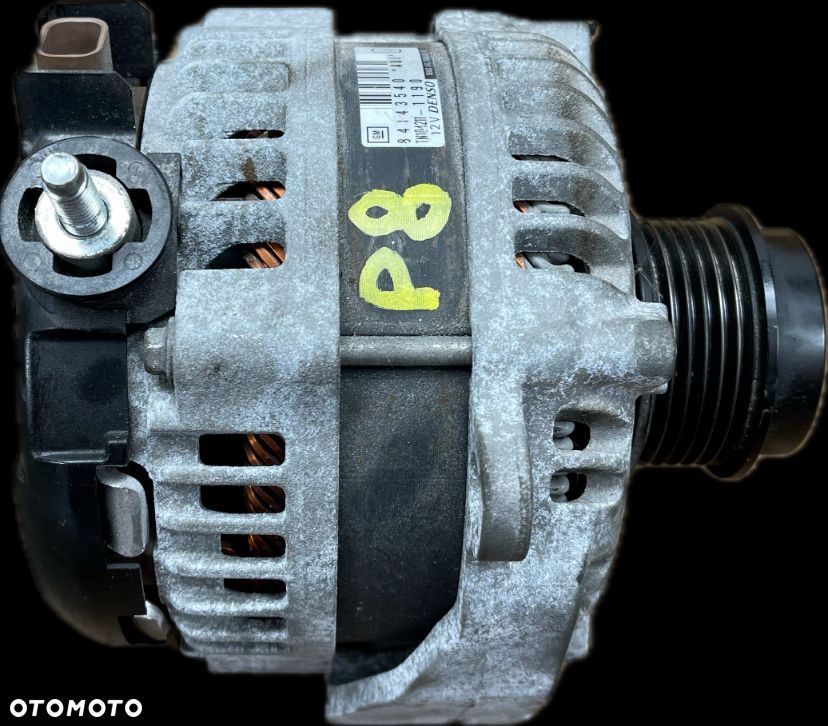 P8 GMC YUKON XL DENALI IV 2015 - 6.2 V8 ALTERNATOR GM 84143540 - 1