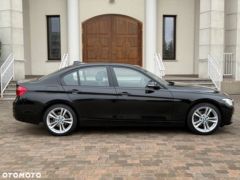BMW Seria 3 320i Edition Luxury Line Purity - 5