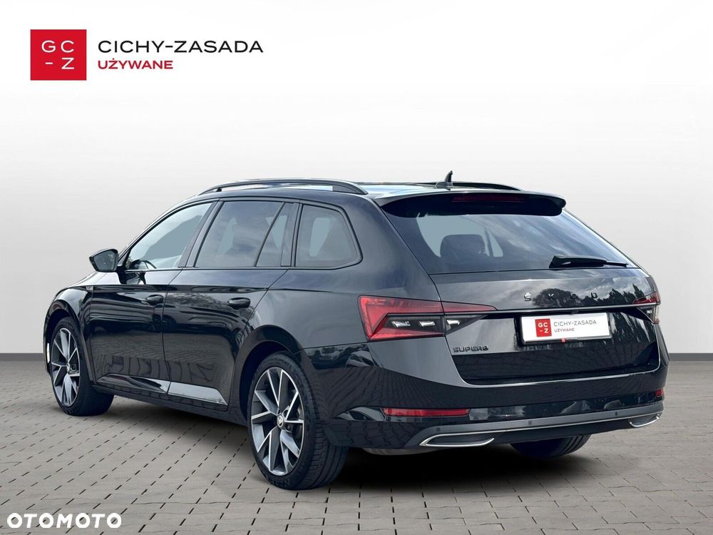 Skoda Superb 2.0 TDI SCR Sportline DSG - 4