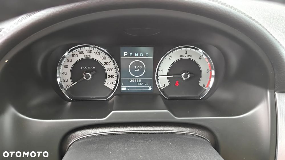 Jaguar XF 3.0 V6 D Luxury - 24