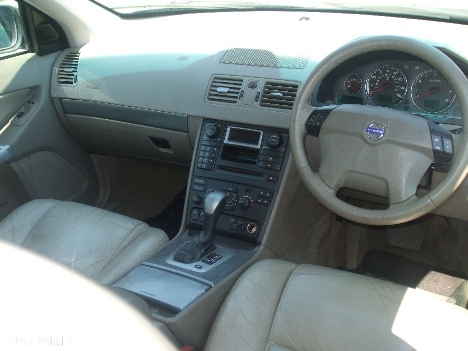 Dezmembrez Volvo XC90 T6 2,4D SI 2,9 BENZINA - 6