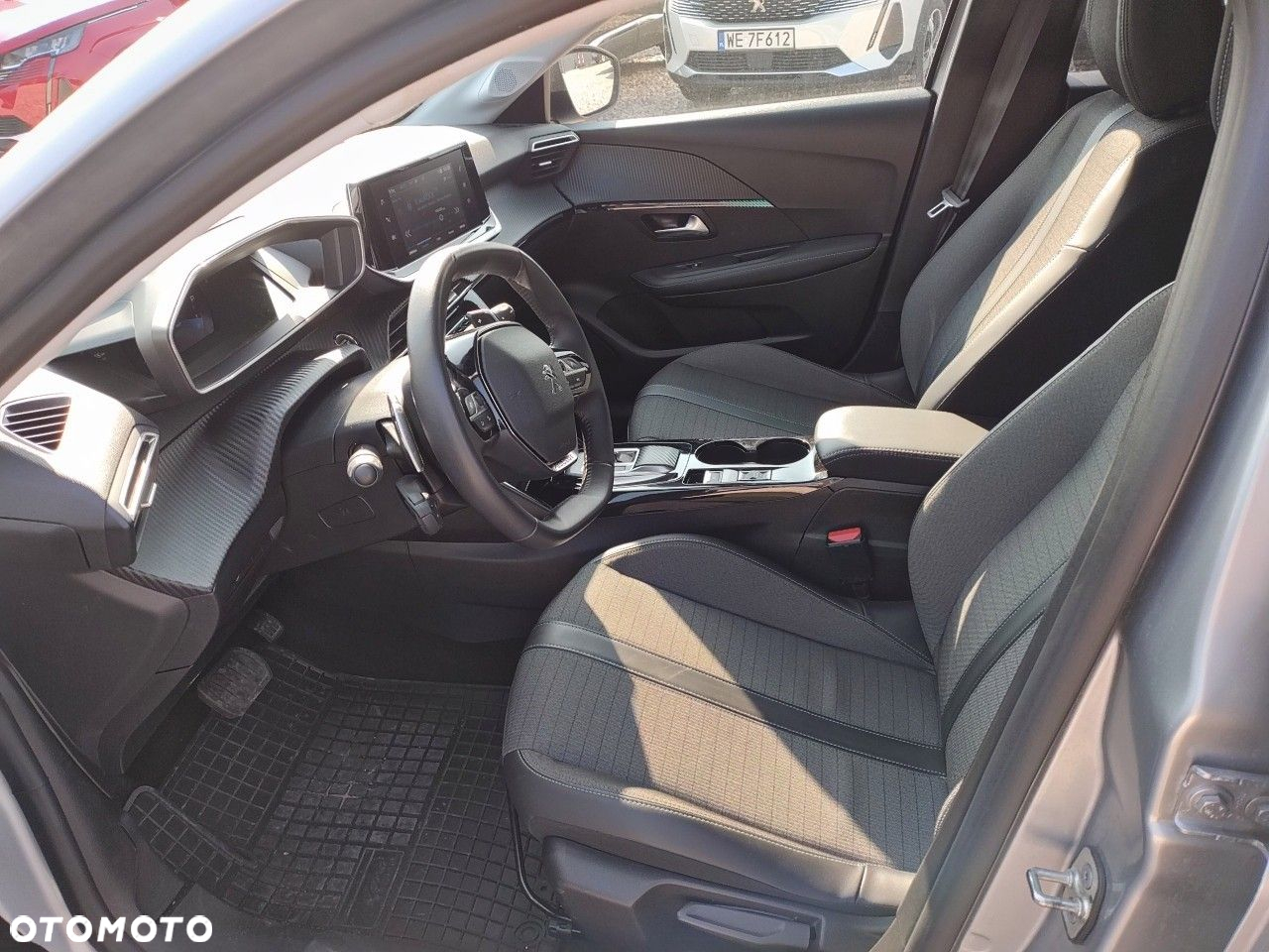Peugeot 208 1.2 PureTech Allure Pack S&S EAT8 - 9