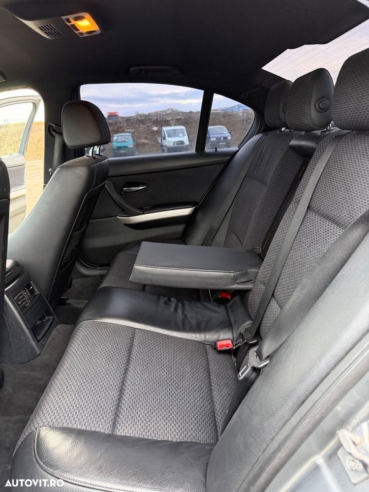 BMW Seria 3 320d DPF Aut. - 14