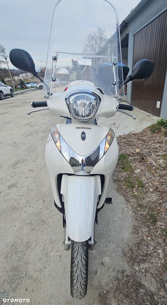 Honda SH - 12