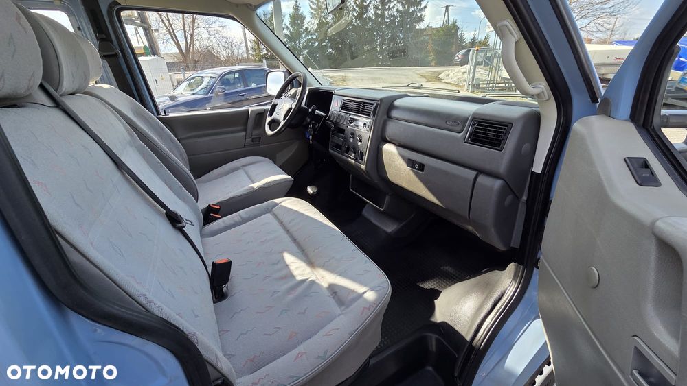 Volkswagen Transporter - 10