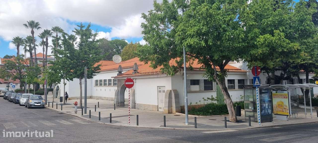 Loja para Venda em Paço de Arcos – Excelente Localização - Grande imagem: 5/17