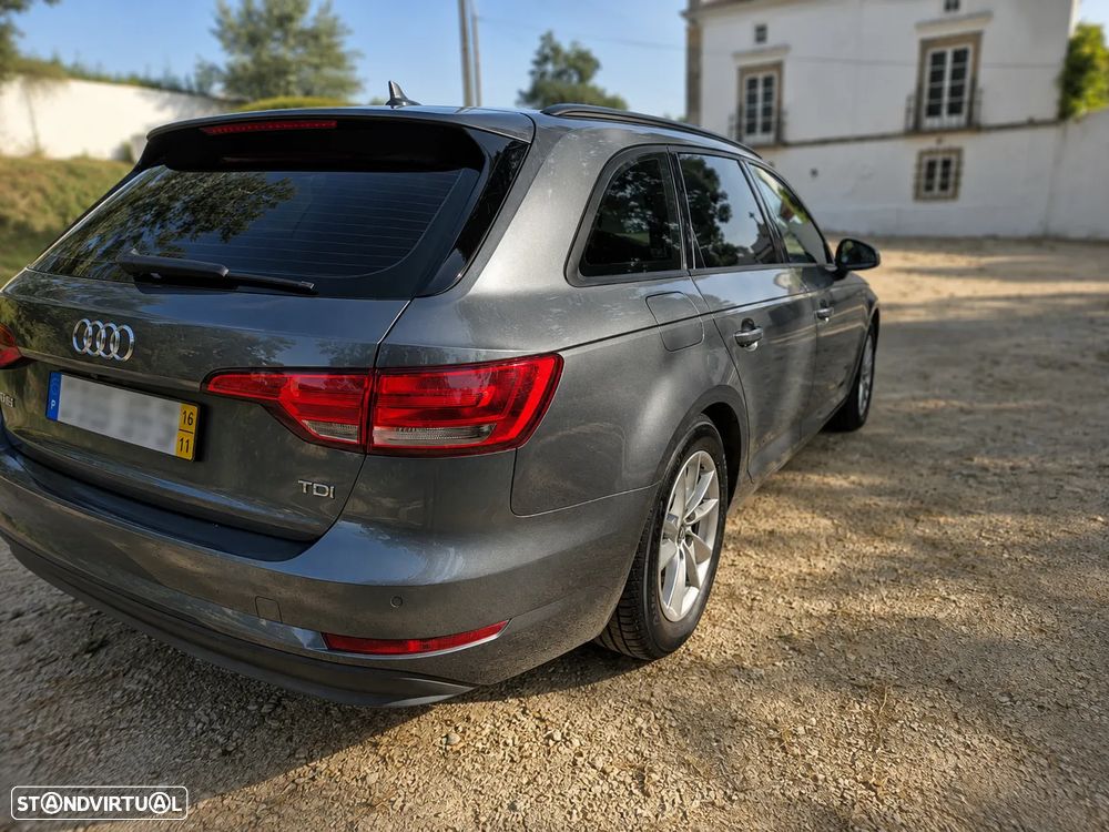 Audi A4 Avant 2.0 TDI Business Line - 8