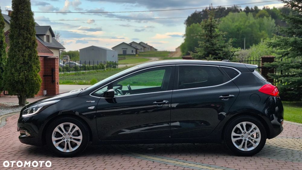 Kia Ceed 1.6 GDI Platinum Edition - 3