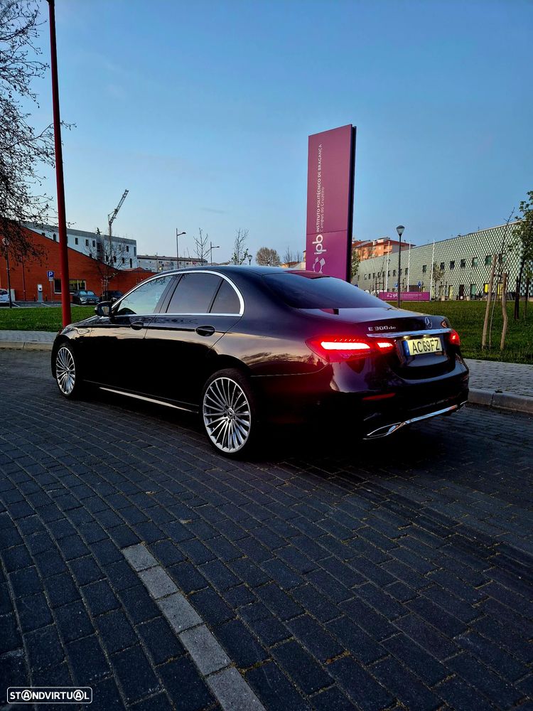 Mercedes-Benz E 300 - 2