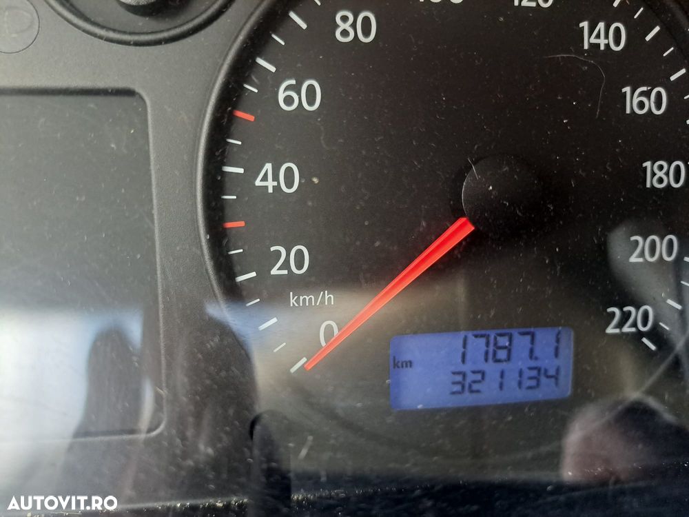 Volkswagen Transporter - 6