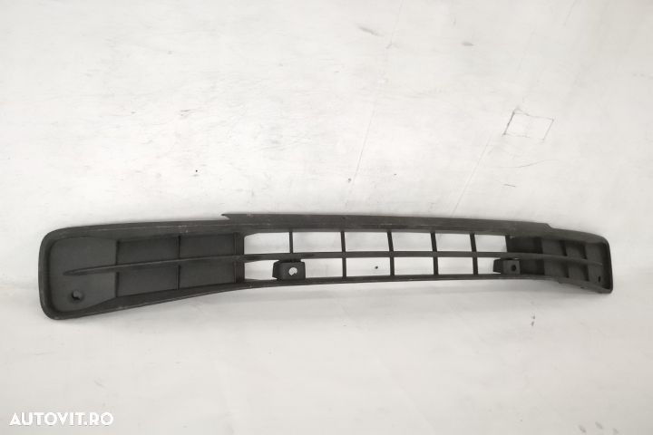 Grila Inferioara Bara Fata Cu Senzori Original In Stare Buna  Volkswag - 2