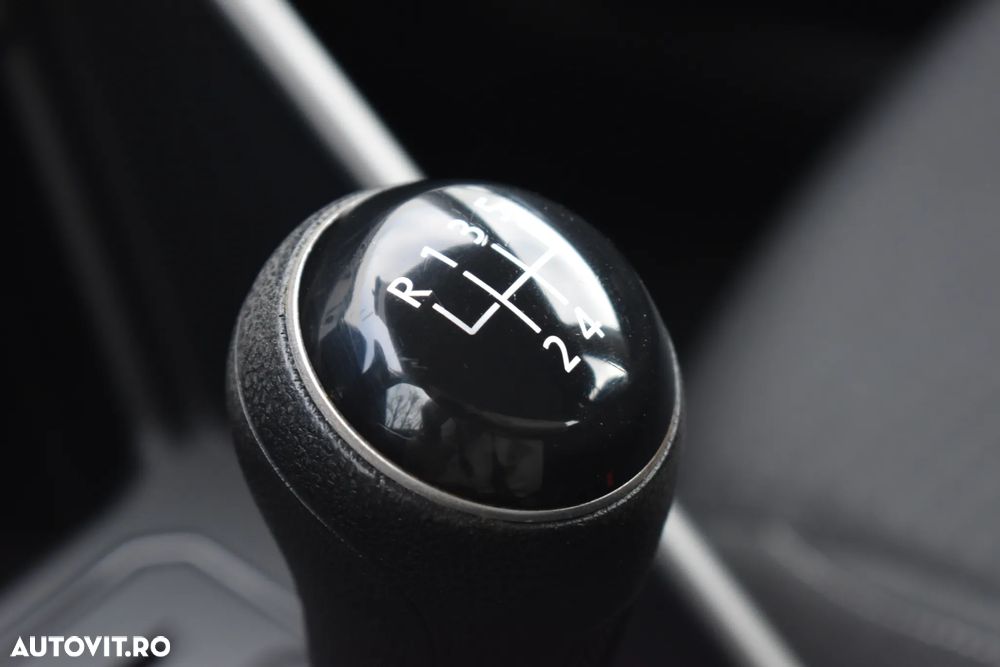 Volkswagen Polo 1.6 TDI Comfortline - 32