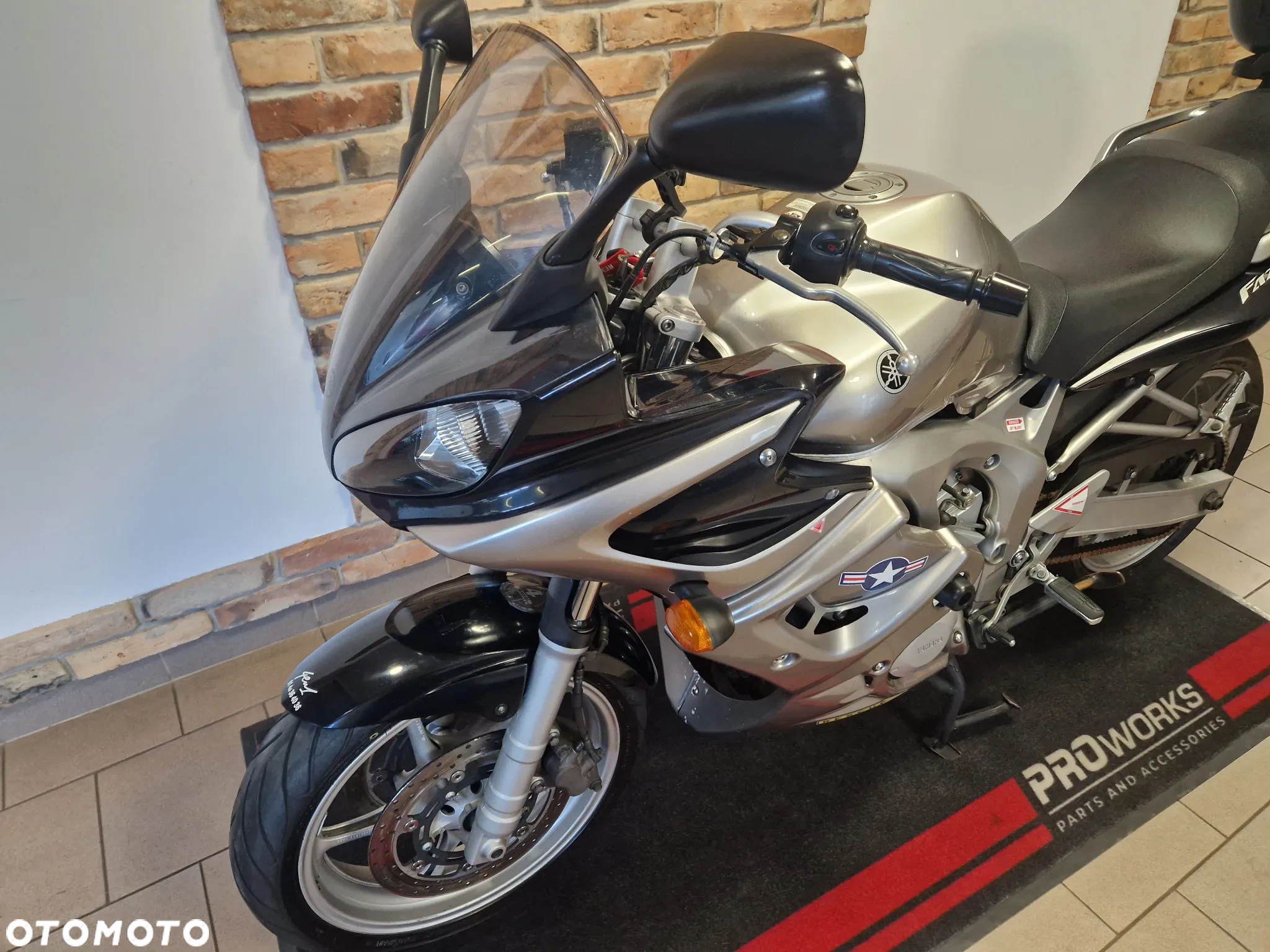 Yamaha FZ6 - 31