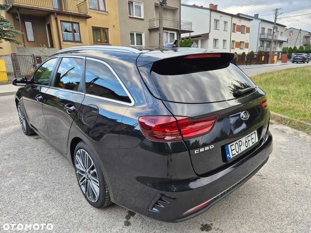Kia Ceed 1.6 CRDi DCT GT Line - 13