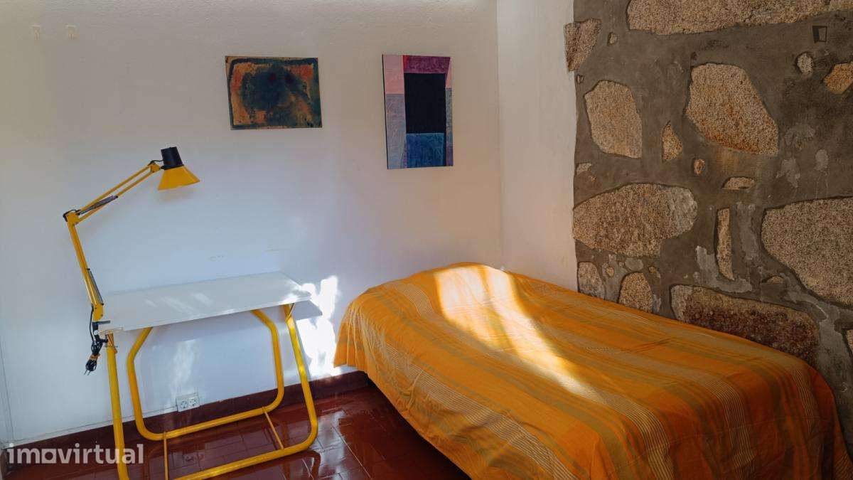 Quarto - localizado em Cedofeita Porto - Grande imagem: 4/9