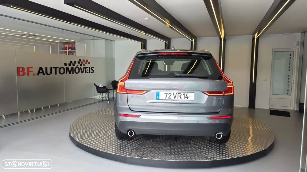 Volvo XC 60 2.0 D4 Momentum Plus Geartronic - 18