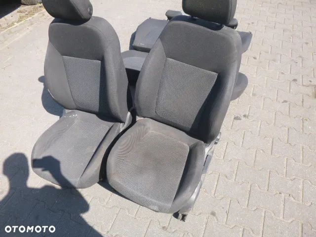 FOTEL FOTELE LEWY PRZÓD PRAWY PRZÓD + TYLNA KANAPA OPEL CORSA D 5D - 16