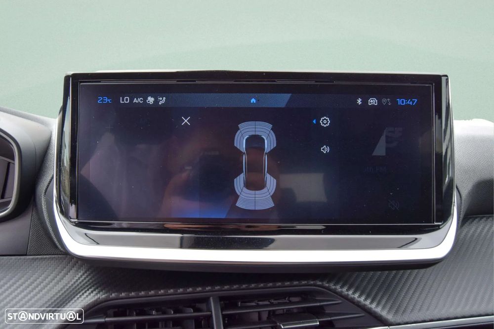 Peugeot 2008 1.2 Hybrid Allure e-DCS6 - 23