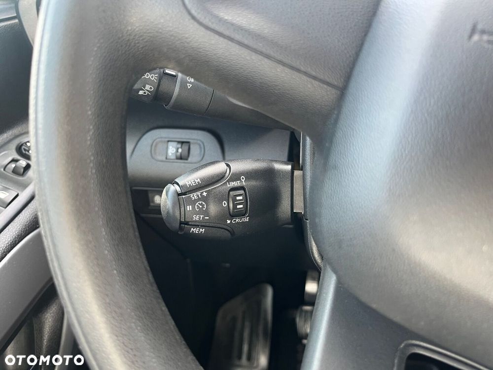 Toyota Proace City Verso 1.5 D-4D Business - 13