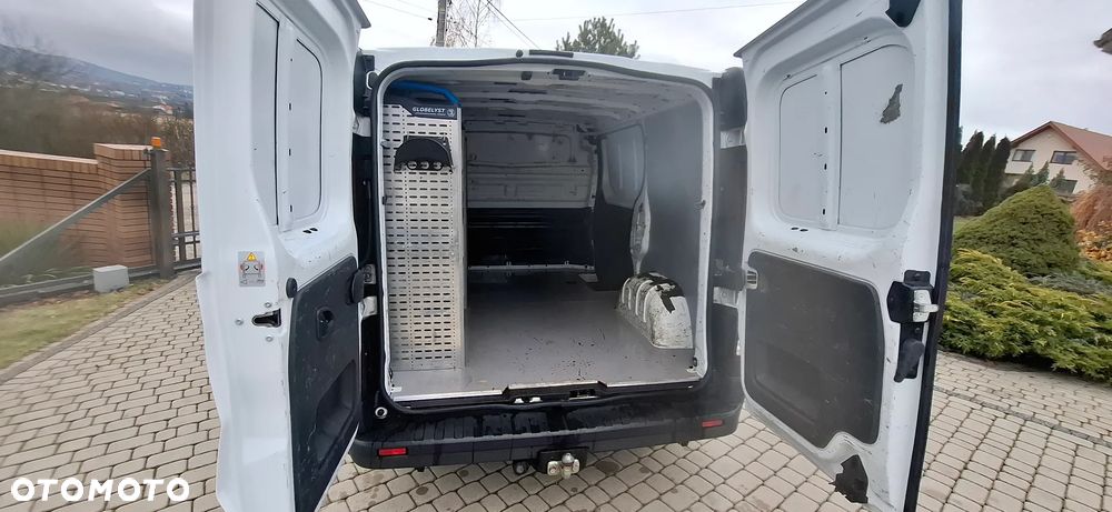 Renault Trafic - 14