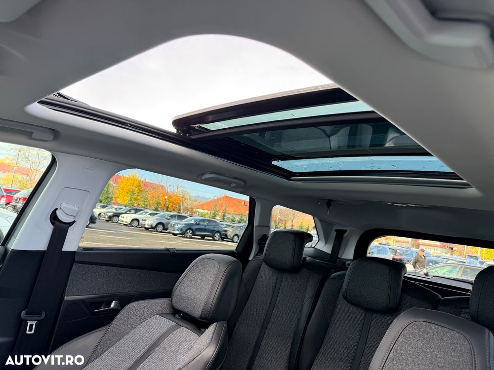 Peugeot 5008 PureTech 130 EAT6 Allure - 23
