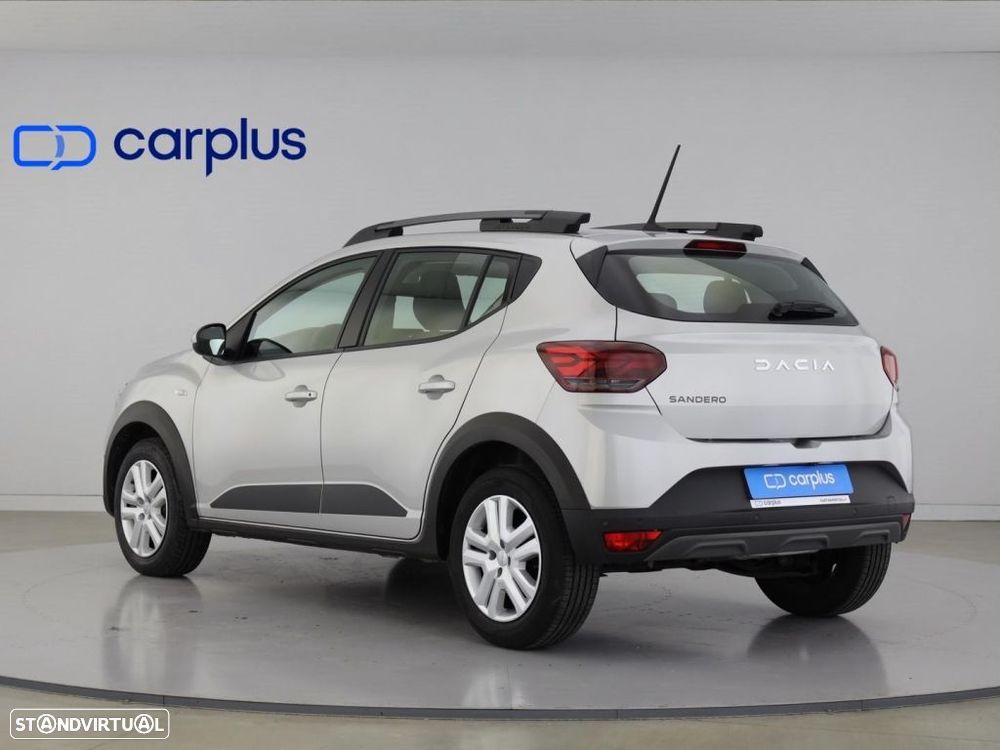 Dacia Sandero - 5