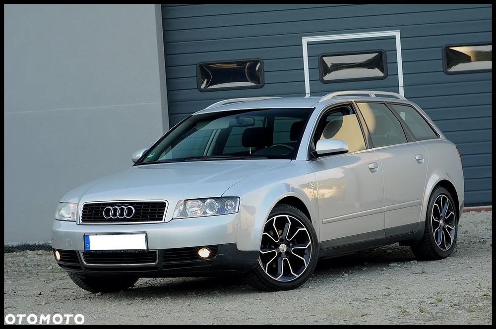 Audi A4 Avant - 10
