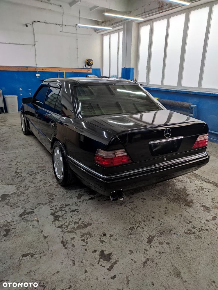 Mercedes-Benz Klasa E 420 - 9